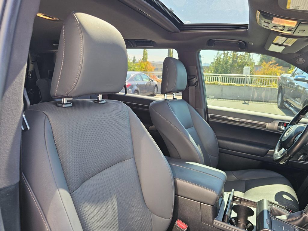 Used 2022 Lexus GX 460 Premium AWD/4WD image 11