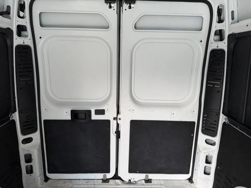 Used 2023 RAM ProMaster 2500 FWD image 25