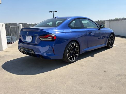 Used 2026 BMW 230i Coupe w/ M Sport Package RWD image 9
