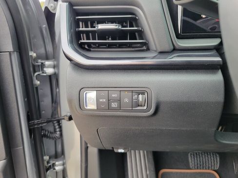 New 2026 GMC Terrain AT4 w/ Convenience Package III image 21