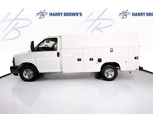 New 2025 Chevrolet Express 3500 w/ Power Convenience Package image 24