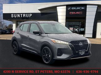 Used 2024 Nissan Kicks SR image 1