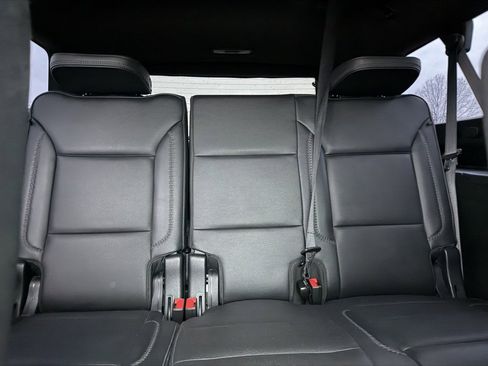 Used 2023 GMC Yukon XL Denali w/ Denali Reserve Package image 33