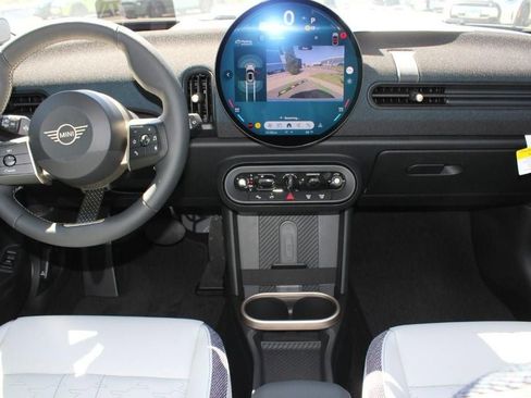 Used 2025 MINI Cooper S FWD image 6