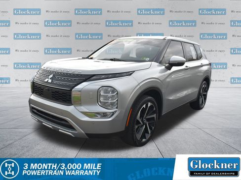 Used 2023 Mitsubishi Outlander SE AWD/4WD image 1