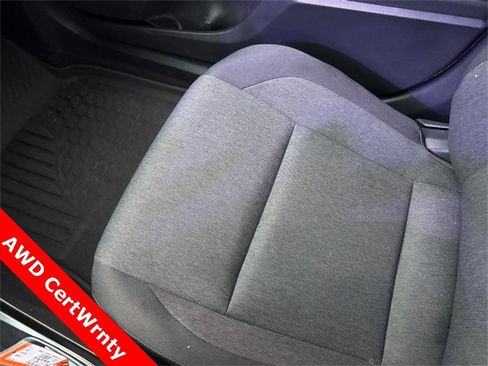 Used 2025 Toyota Camry LE w/ Convenience Package image 27