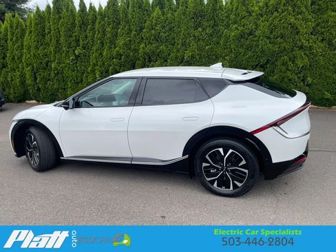 Used 2023 Kia EV6 Wind w/ Wind Technology Package AWD/4WD image 8