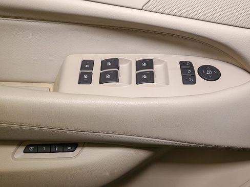 Used 2017 Cadillac Escalade Luxury image 43