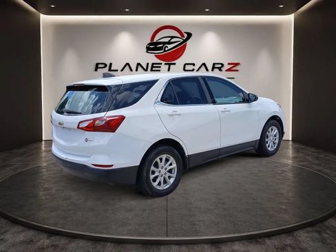 Used 2019 Chevrolet Equinox LS w/ LPO, Cargo Package FWD image 5