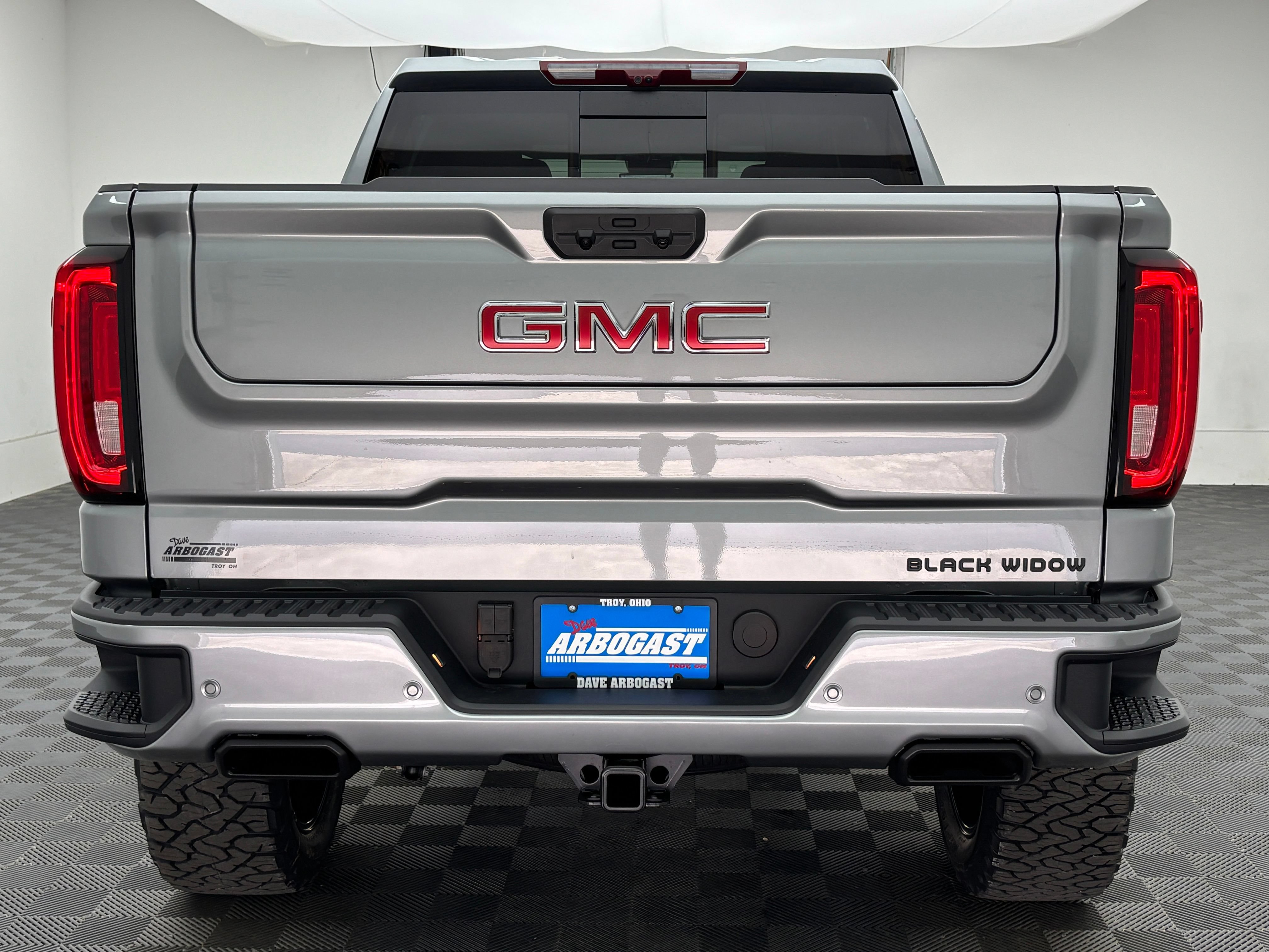New 2026 GMC Sierra 1500 AT4 w/ AT4 Premium Package AWD/4WD image 11