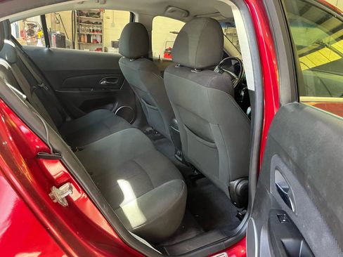 Used 2011 Chevrolet Cruze LT w/ RS Package image 15