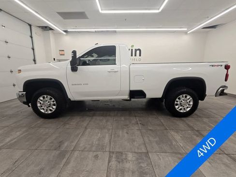 Used 2024 Chevrolet Silverado 3500 LT w/ Convenience Package AWD/4WD image 2