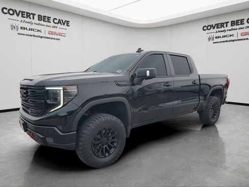Used 2022 GMC Sierra 1500 AT4 w/ AT4 Premium Package image 3