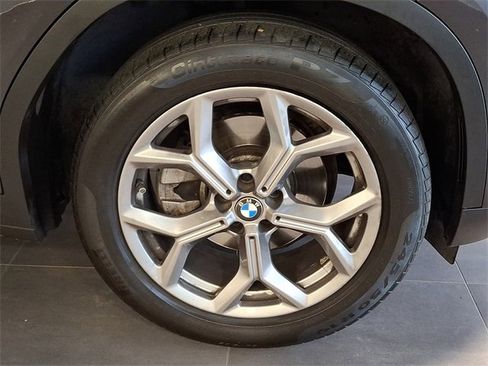 Used 2023 BMW X3 xDrive30i w/ Premium Package w/ZPA image 7