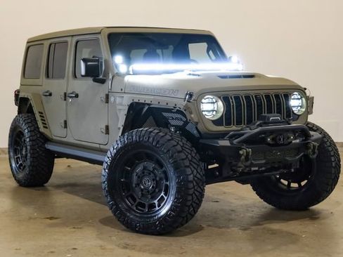 Used 2025 Jeep Wrangler Unlimited Rubicon 392 AWD/4WD image 10