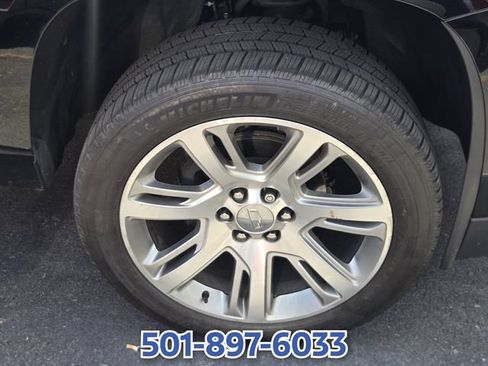 Used 2020 Cadillac Escalade Luxury AWD/4WD image 5