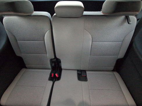 New 2026 Chevrolet Traverse LT image 14