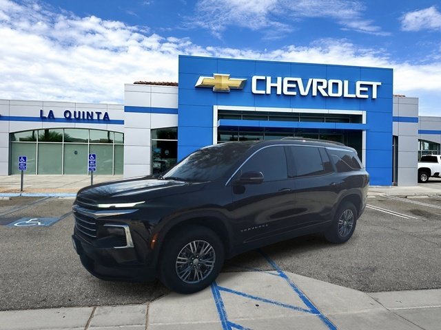Used 2027 Chevrolet Traverse LT w/ Driver Confidence Package FWD image 4