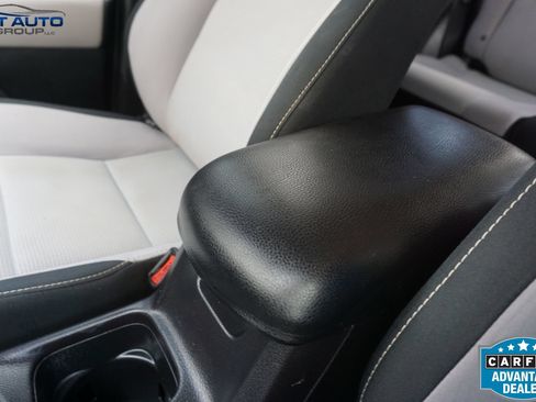 Used 2018 Toyota RAV4 Adventure AWD/4WD image 30