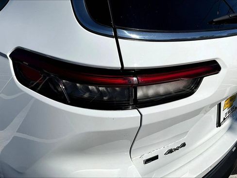 Used 2021 Jeep Grand Cherokee L Limited image 23