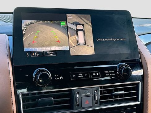 Used 2022 INFINITI QX80 Sensory w/ Cargo Package image 14