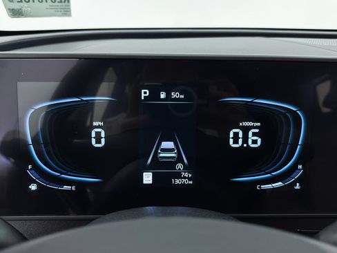 Certified 2025 Kia Sportage EX FWD image 4