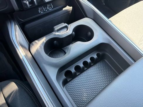 New 2026 RAM 3500 Big Horn AWD/4WD image 27