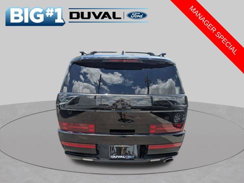 Used 2025 Hyundai Santa Fe Calligraphy FWD image 5