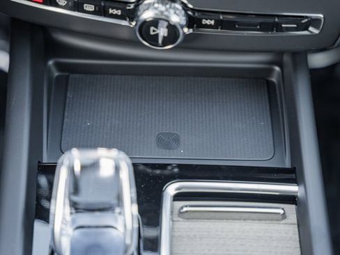 New 2026 Volvo XC60 B5 Ultra w/ Protection Package Premier image 24