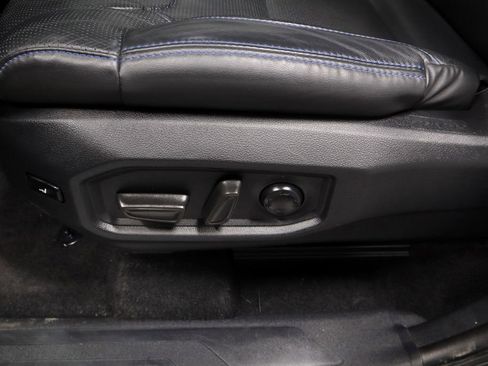 Used 2024 Toyota Tundra Platinum AWD/4WD image 25