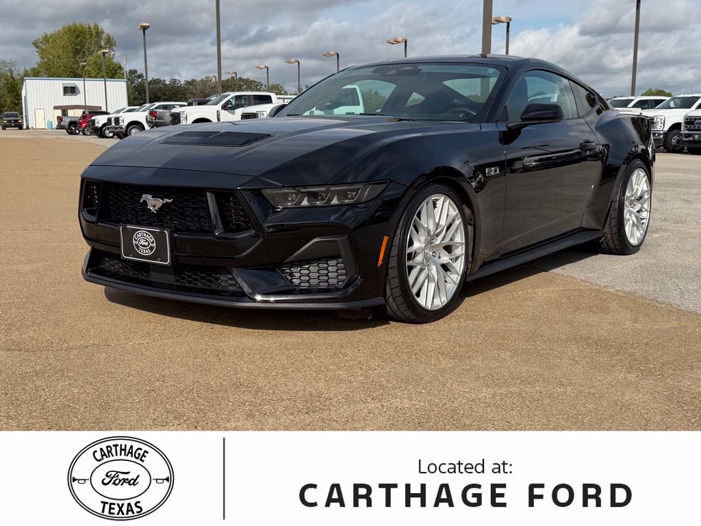 Used 2025 Ford Mustang GT RWD image 1