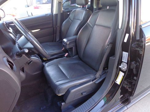 Used 2016 Jeep Compass High Altitude image 10