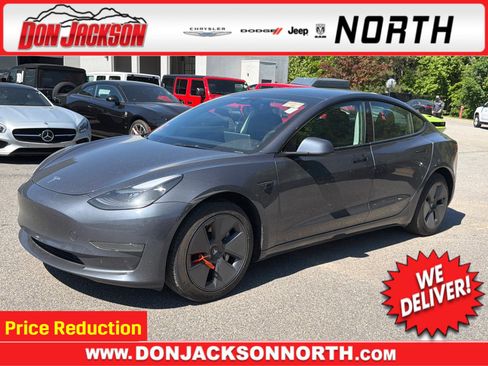Used 2023 Tesla Model 3 Standard Range RWD image 1