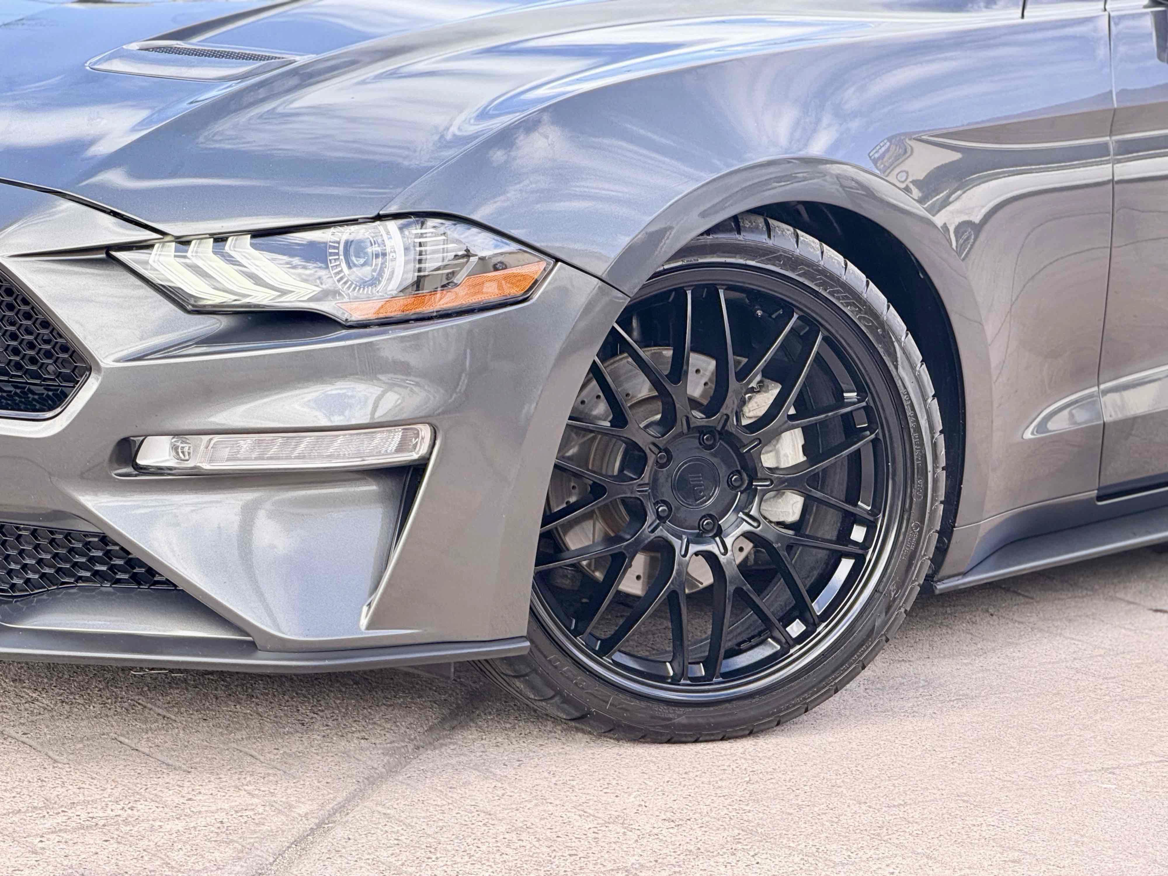 Used 2018 Ford Mustang Premium RWD image 17