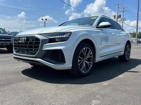 Used 2023 Audi Q8 Premium Plus w/ Premium Plus Package image 7