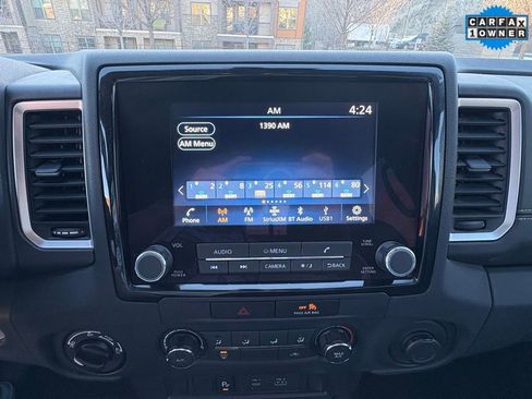 Used 2022 Nissan Frontier SV w/ Technology Package image 2