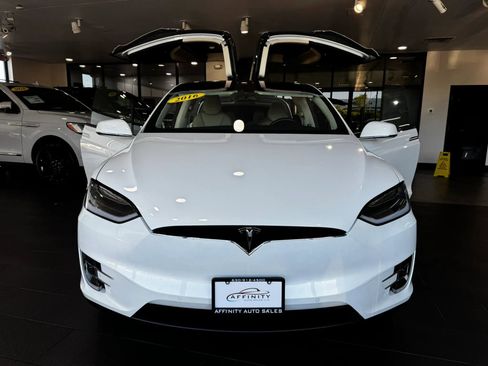 Used 2016 Tesla Model X 90D AWD/4WD image 48