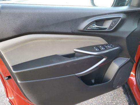 Used 2024 Chevrolet Trax ACTIV w/ Sunroof Package image 28