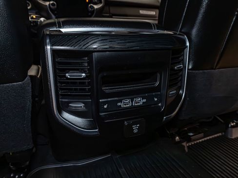 Used 2024 RAM 2500 Laramie w/ Night Edition image 22