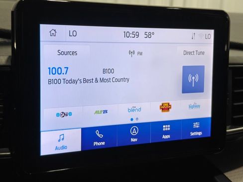 Used 2020 Ford Explorer XLT w/ Equipment Group 202A AWD/4WD image 42