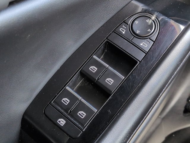 Used 2025 MAZDA MAZDA3 s FWD image 19
