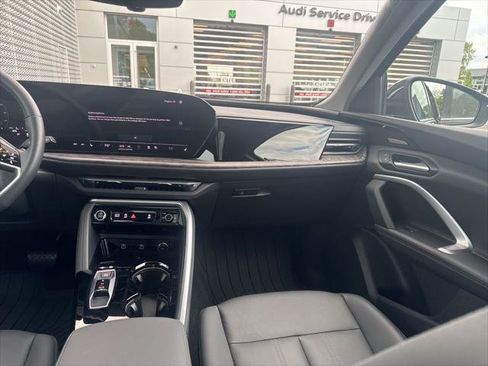 Certified 2025 Audi Q5 Premium w/ Premium Plus AWD/4WD image 17