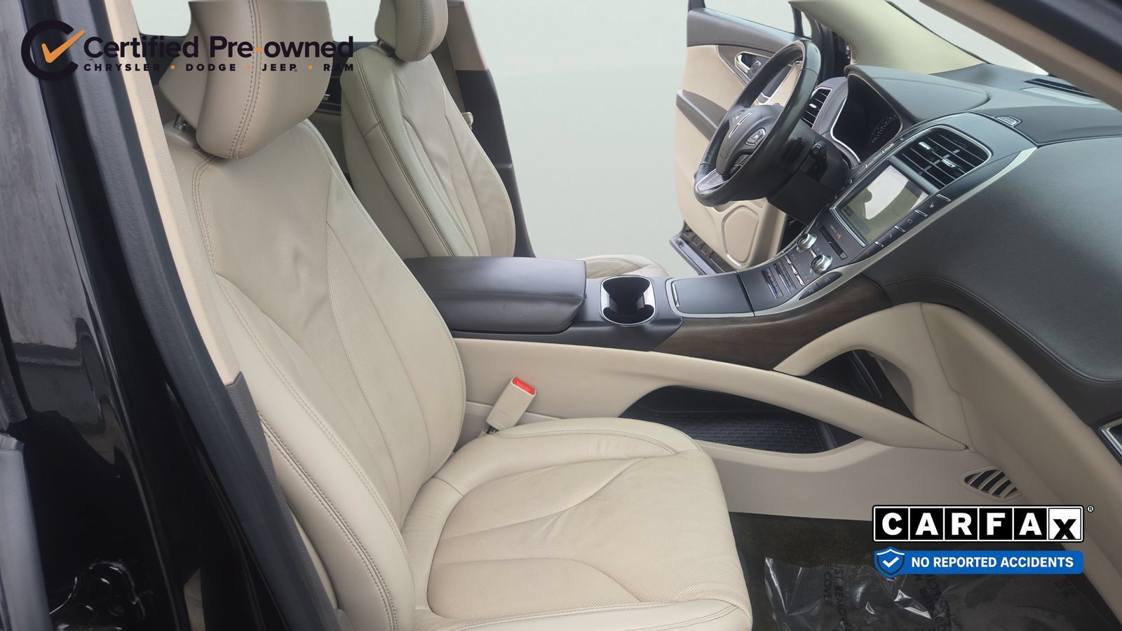 Used 2018 Lincoln MKX Reserve w/ Driver Assistance Package AWD/4WD image 22