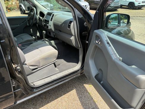 Used 2019 Nissan Frontier SV AWD/4WD image 20