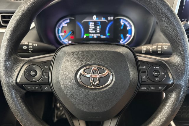 Certified 2025 Toyota RAV4 XLE AWD/4WD image 28