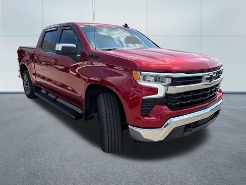 Used 2024 Chevrolet Silverado 1500 LT AWD/4WD image 5