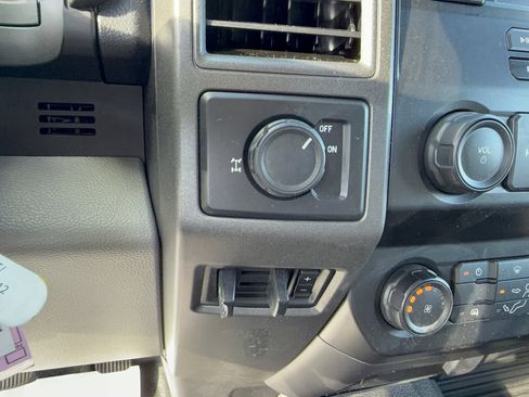 Certified 2021 Ford F250 XL w/ Power Equipment Group image 24