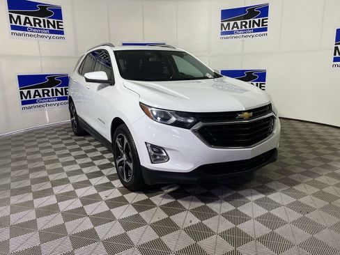 Used 2019 Chevrolet Equinox LT FWD image 1