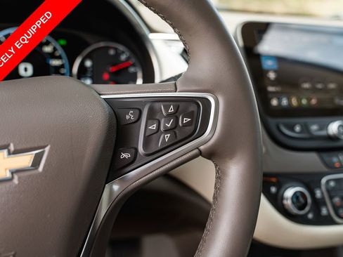 Used 2024 Chevrolet Malibu LT FWD image 16
