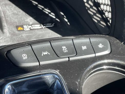 Used 2025 Chevrolet TrailBlazer LT w/ Convenience Package image 23